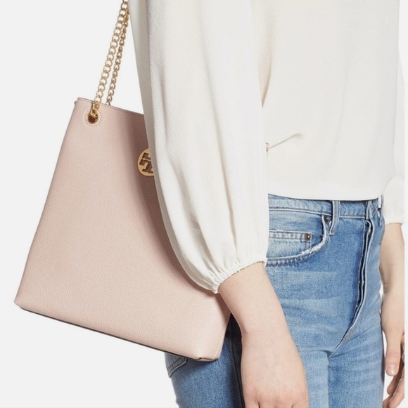 TORY BURCH Everly Leather Swingpack - Pink In Shell Pink. - Picture 4 of 16